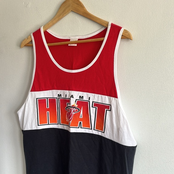 Miami Heat Tank Top / Large / NBA / Mitchell & Ness / 2013 - Picture 3 of 8